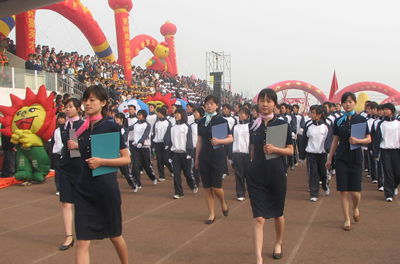 南航服务进校园 文化经纪人服务的创新实践